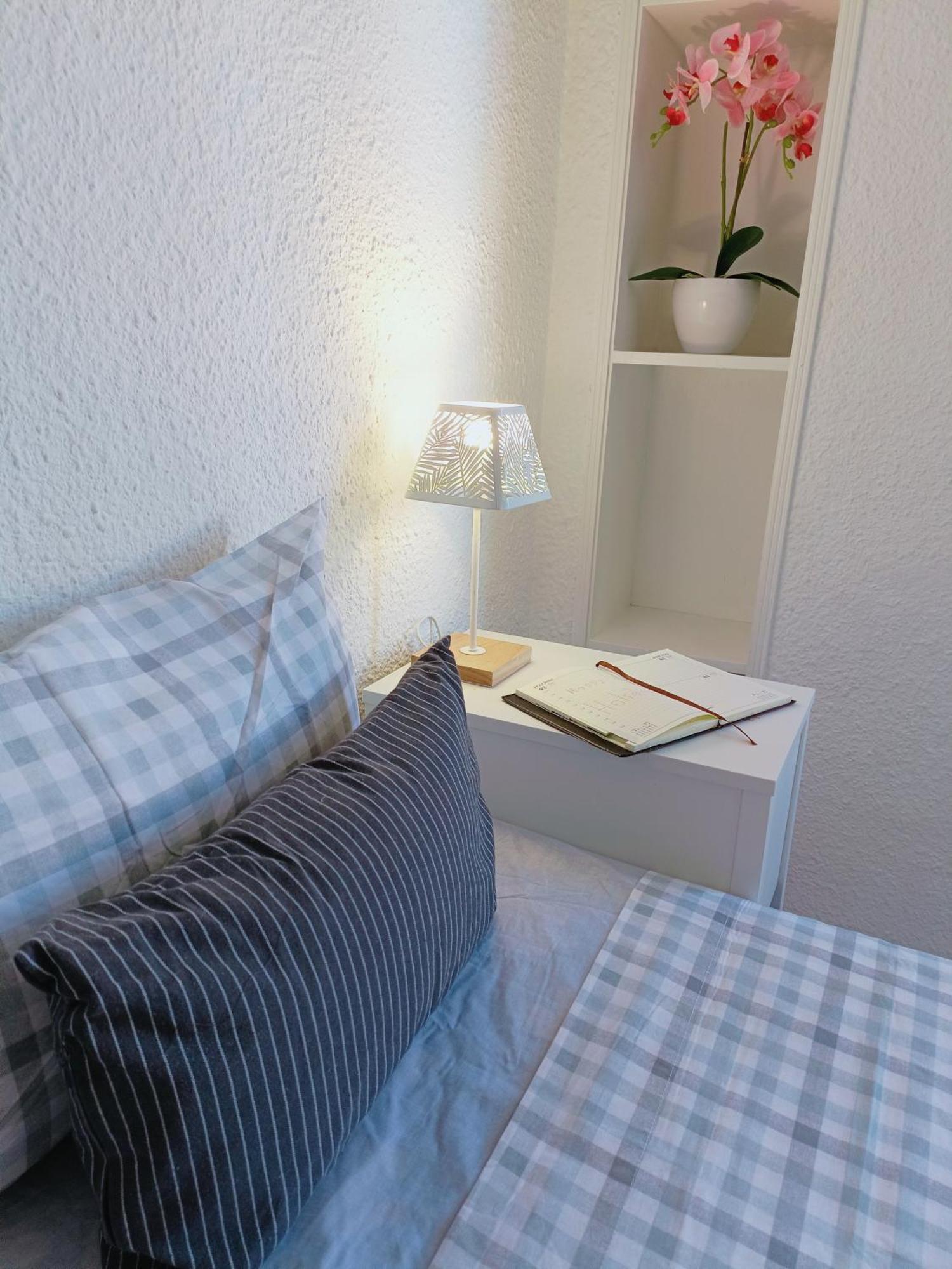 Ferienwohnung Gloria Host House Alicante Zimmer foto